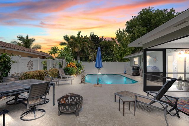 2529 NW 32nd Street, Boca Raton, FL 33434