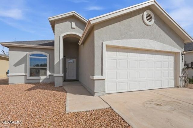 401 PLATEAU Drive, Socorro, TX 79927