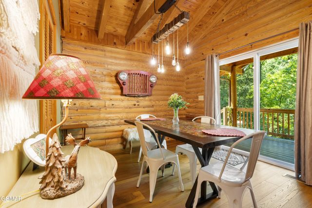 1284 Laurel Lick Rd Apt 2, Sevierville, TN 37862