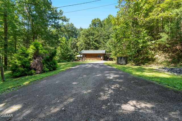1284 Laurel Lick Rd Apt 2, Sevierville, TN 37862