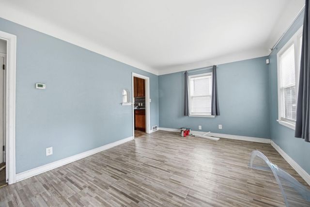 1828 Bush Avenue E, Saint Paul, MN 55119