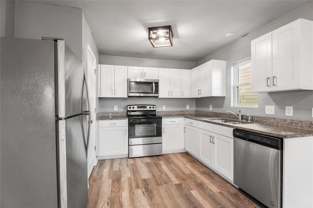 15638 Del Norte Drive, Conroe, TX 77306