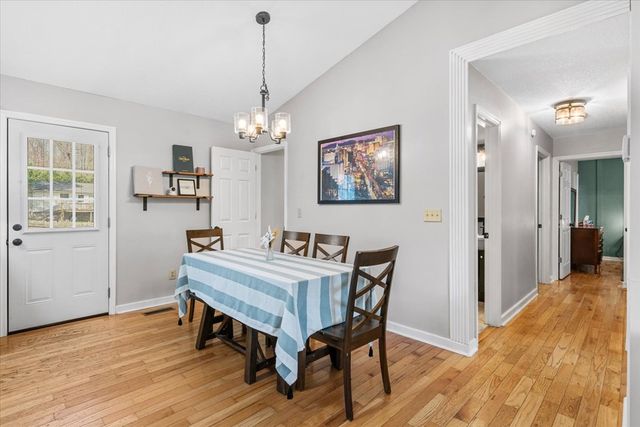 63 Debra Lane, Ringgold, GA 30736