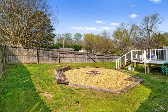 63 Debra Lane, Ringgold, GA 30736