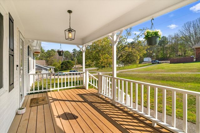 63 Debra Lane, Ringgold, GA 30736