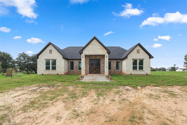 1720 Flintlock Court, Angleton, TX 77515