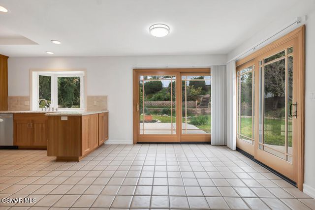 254 Greenmeadow Drive, Thousand Oaks, CA 91320