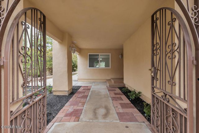 254 Greenmeadow Drive, Thousand Oaks, CA 91320