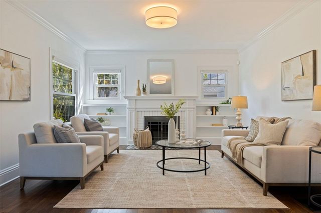 646 17TH AVE NE, St Petersburg, FL 33704