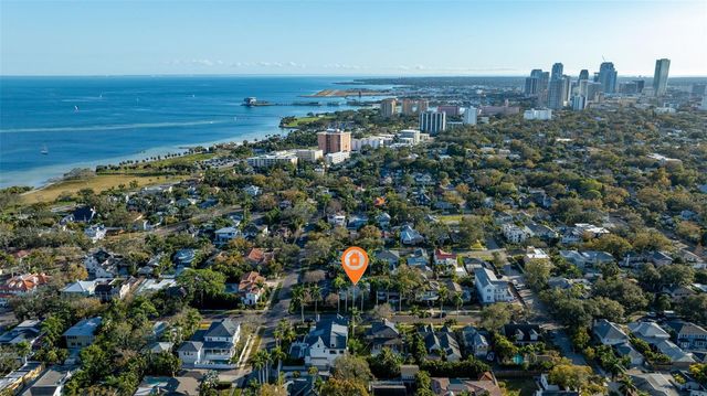 646 17TH AVE NE, St Petersburg, FL 33704