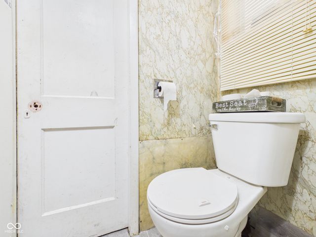 908 Cottage Avenue, Anderson, IN 46012