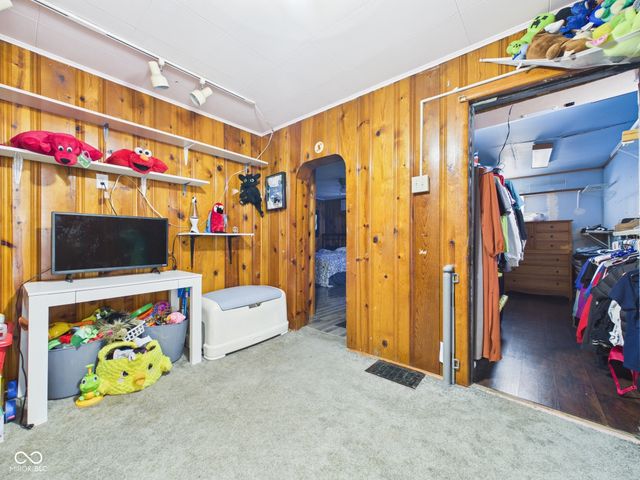 908 Cottage Avenue, Anderson, IN 46012