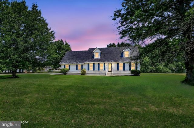 40 W HUNTINGTON CIR, Dover, DE 19901