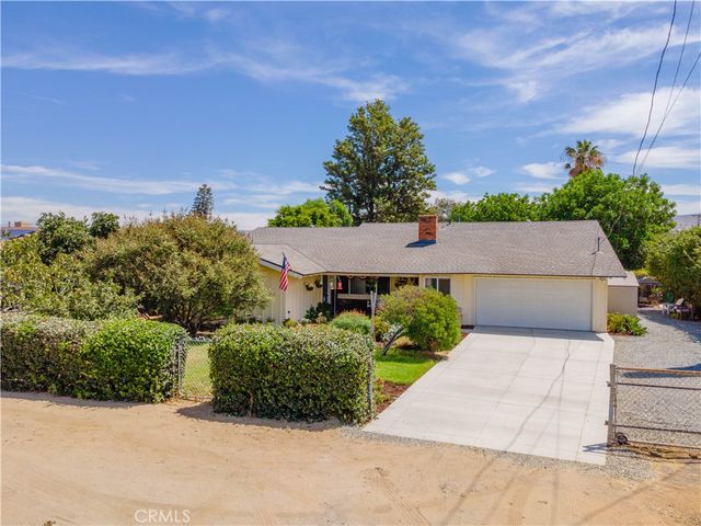 3679 Sierra, Norco, CA 92860