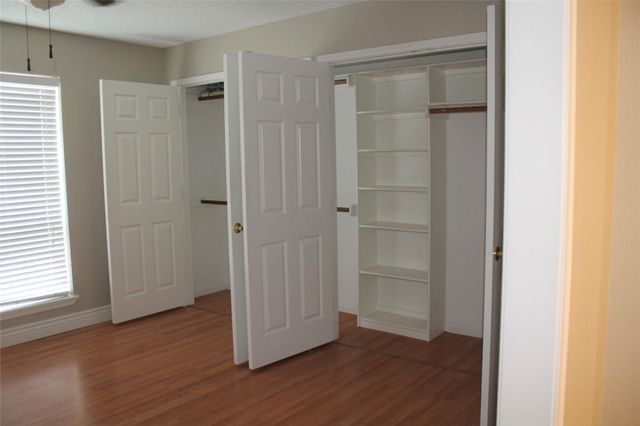 2120 El Paseo Street 2810, Houston, TX 77054