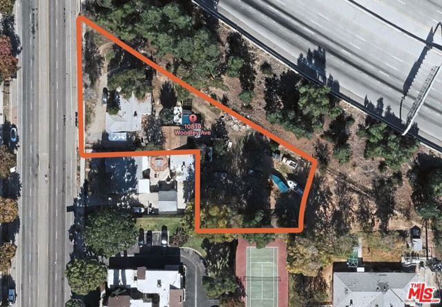 10810 Woodley Avenue, Los Angeles, CA 91344