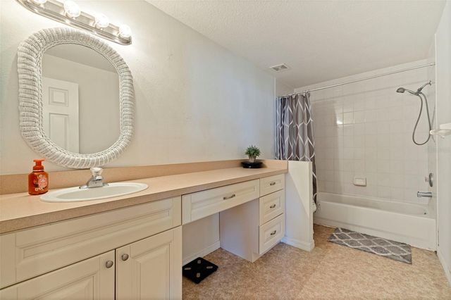 1050 STARKEY ROAD 602, Largo, FL 33771