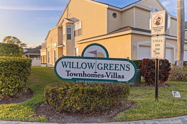 1050 STARKEY ROAD 602, Largo, FL 33771