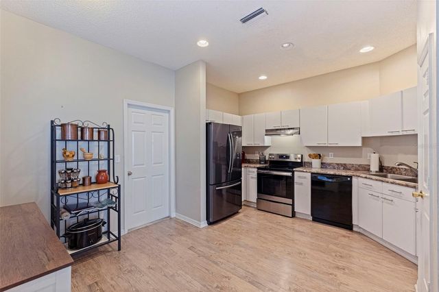 1050 STARKEY ROAD 602, Largo, FL 33771