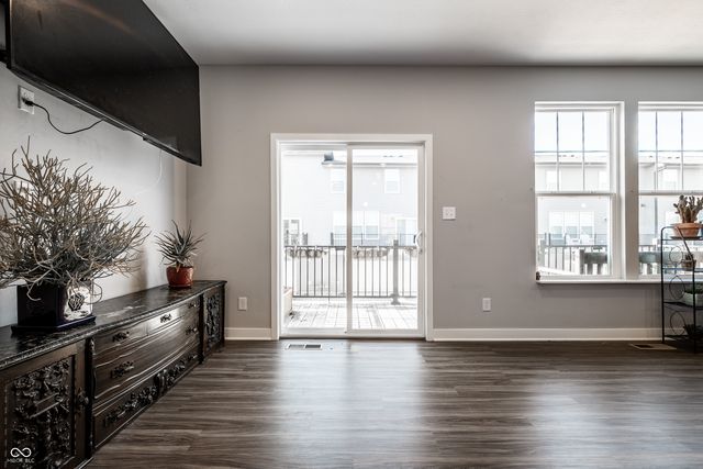 345 Wakefield Way, Zionsville, IN 46077