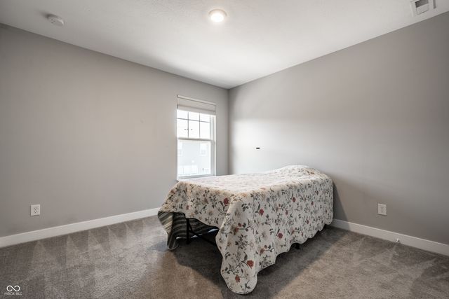 345 Wakefield Way, Zionsville, IN 46077