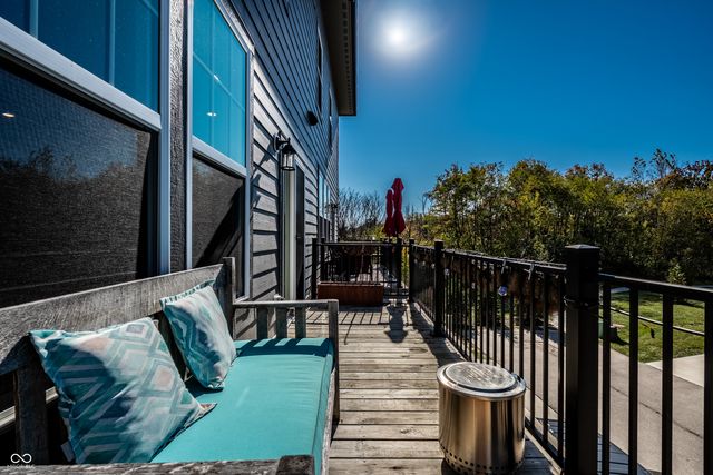 345 Wakefield Way, Zionsville, IN 46077