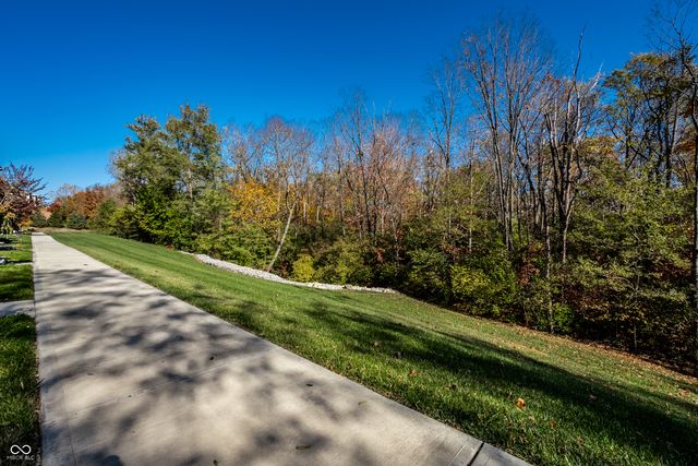 345 Wakefield Way, Zionsville, IN 46077