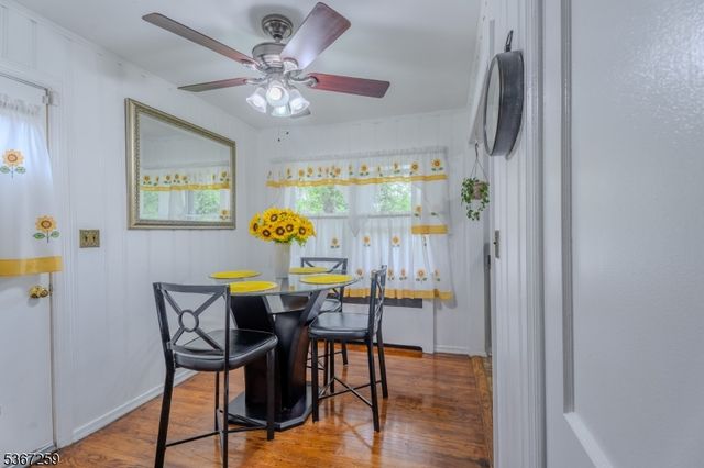 13 Independence Dr, Roselle Boro, NJ 07203