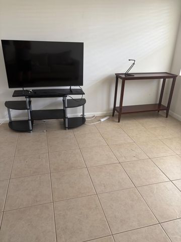 66 Harwood A, Deerfield Beach, FL 33442