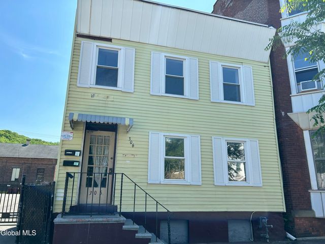 306 4th, Troy, NY 12180