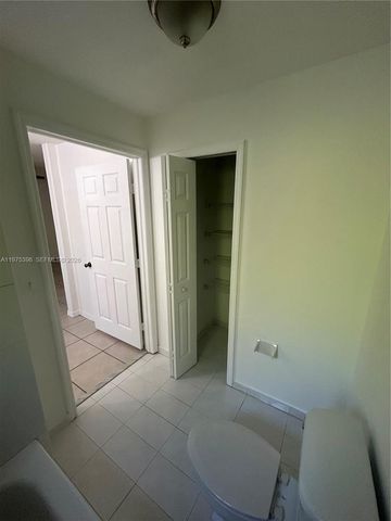 5655 NW 109th Ave 56, Doral, FL 33178