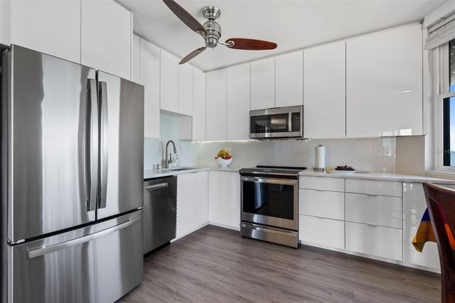 1050 LONGBOAT CLUB ROAD 506, Longboat Key, FL 34228