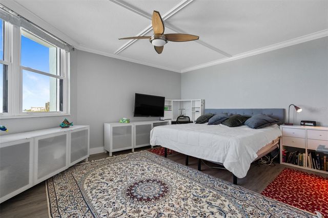 1050 LONGBOAT CLUB ROAD 506, Longboat Key, FL 34228