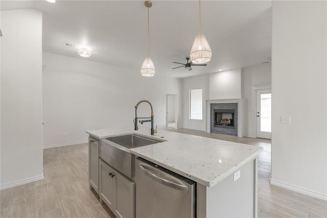 584 Hackberry Lane, Washington, OK 73093