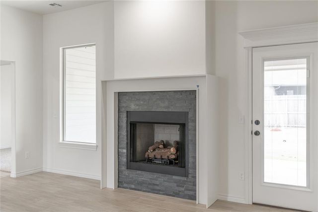 584 Hackberry Lane, Washington, OK 73093