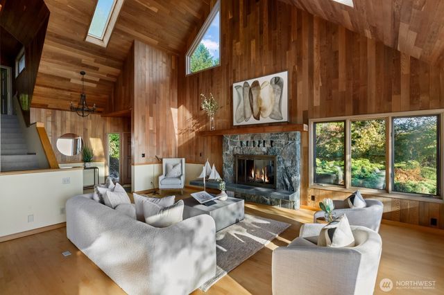 4079 Forest Lane, Anacortes, WA 98221