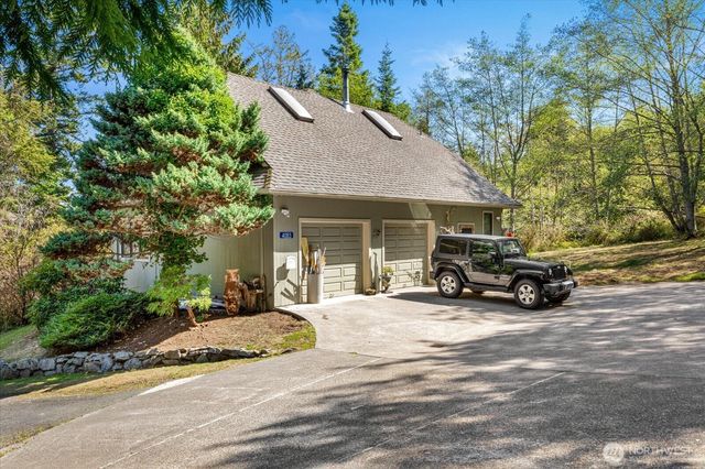 4079 Forest Lane, Anacortes, WA 98221