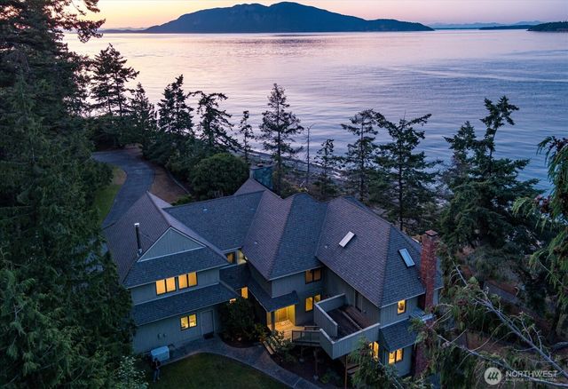4079 Forest Lane, Anacortes, WA 98221