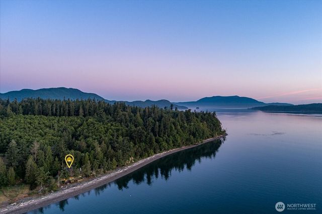 4079 Forest Lane, Anacortes, WA 98221