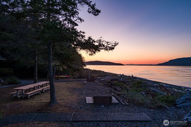 4079 Forest Lane, Anacortes, WA 98221
