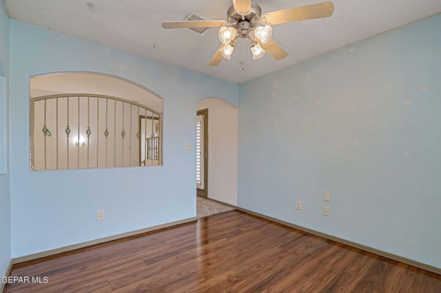 309 Via Cremona Way, El Paso, TX 79932