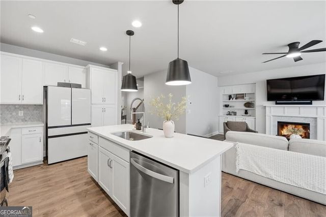 354 Hayden Circle, Woodstock, GA 30189