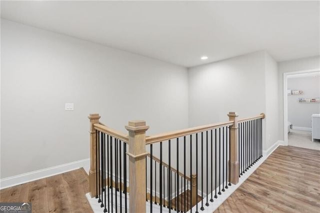 354 Hayden Circle, Woodstock, GA 30189