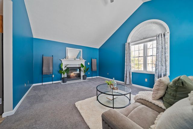 11 Barberry Street, Hooksett, NH 03106