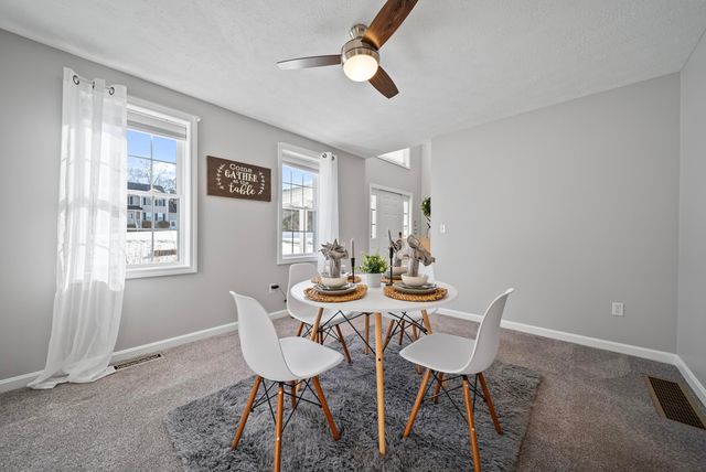 11 Barberry Street, Hooksett, NH 03106