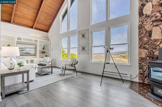 290 Olympian Way, Pacifica, CA 94044