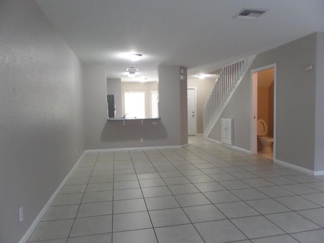 862 Summit Lake Drive, West Palm Beach, FL 33406