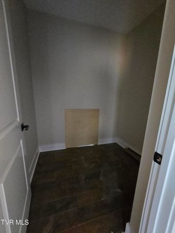 1200 Fiddlers Way, Kingsport, TN 37664