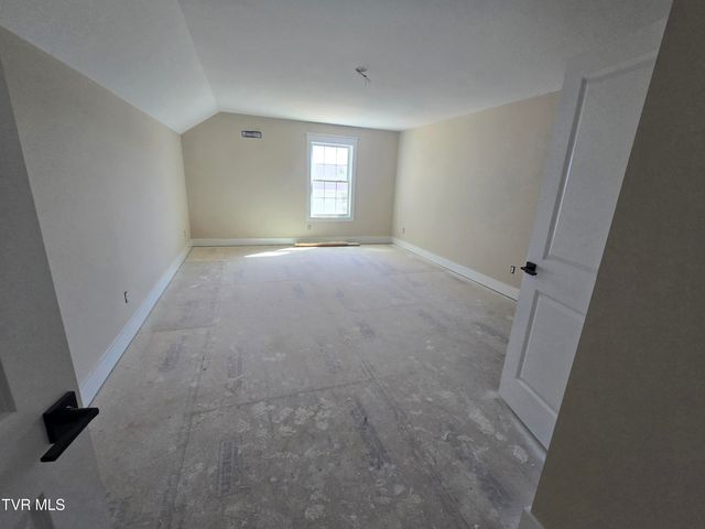 1200 Fiddlers Way, Kingsport, TN 37664