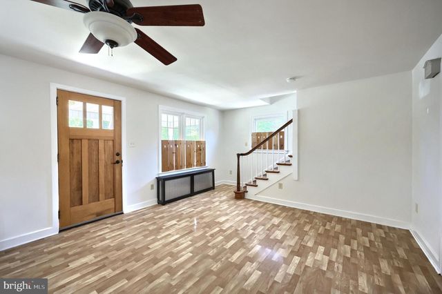 827 CHESTNUT ST, Columbia, PA 17512